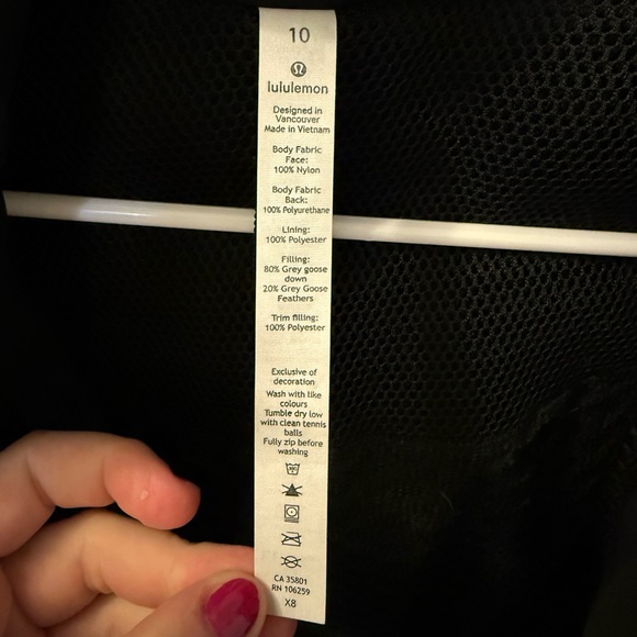 Lululemon Puffer Vest - Picture 12 of 15